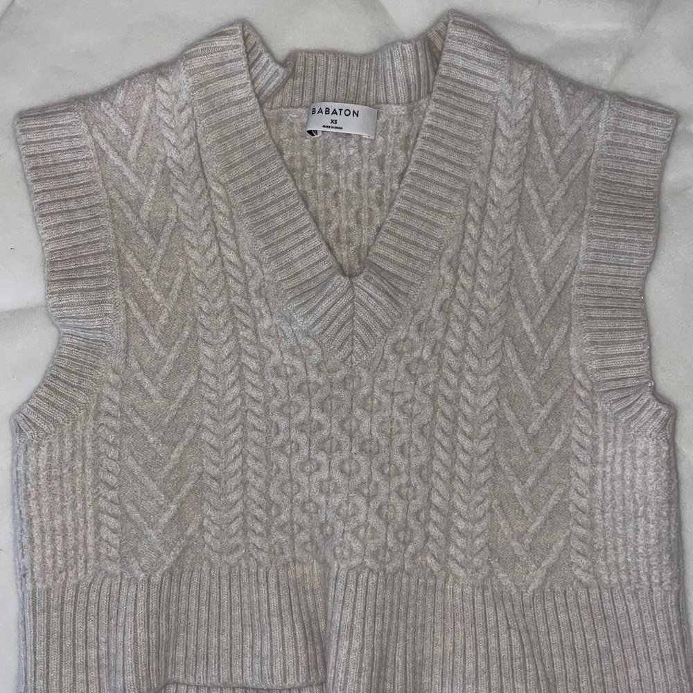 Aritzia Sweater Vest